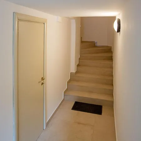 Appartement Pompeiana House